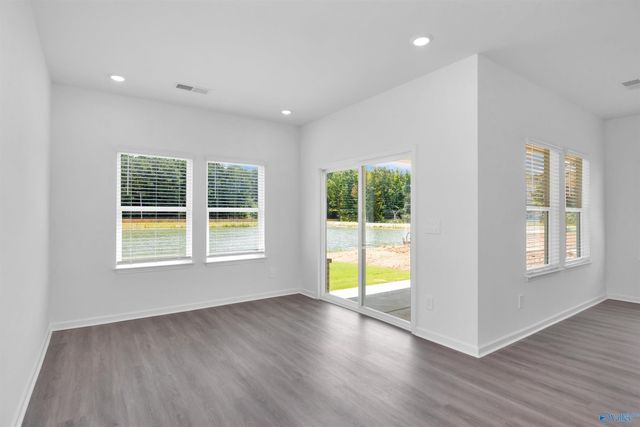 14827 Lapwing Cove, Athens, AL 35611