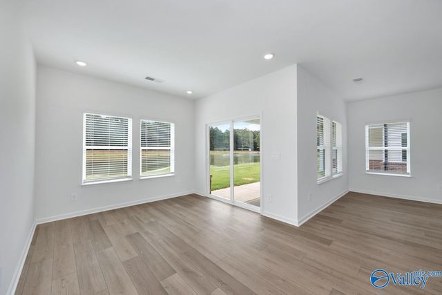 14827 Lapwing Cove, Athens, AL 35611
