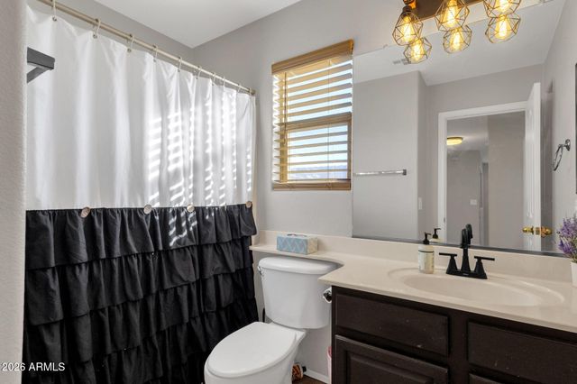 3892 E IRONHORSE Road, Gilbert, AZ 85297