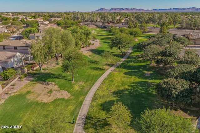 3892 E IRONHORSE Road, Gilbert, AZ 85297