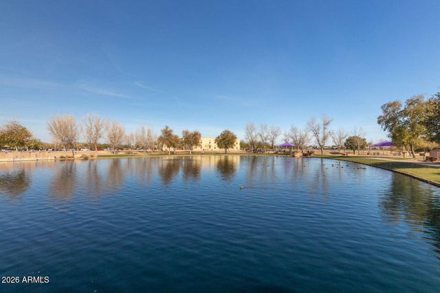 3892 E IRONHORSE Road, Gilbert, AZ 85297