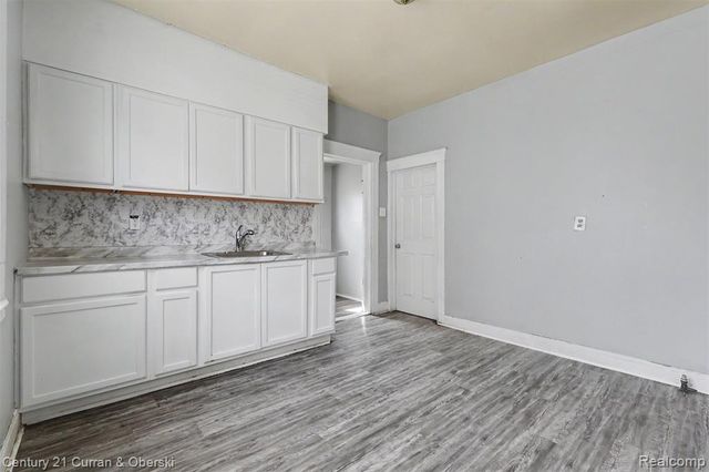8635 Kirkwood Street, Detroit, MI 48210