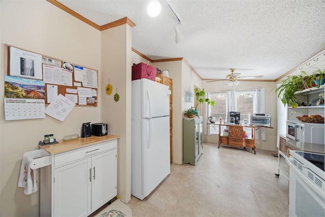 809 Missouri River Drive, Adrian, MI 49221