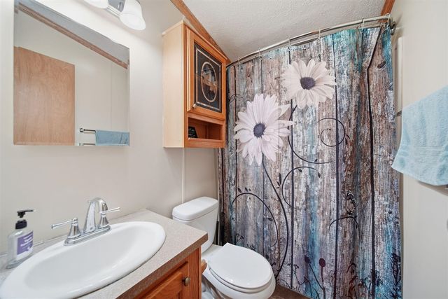 809 Missouri River Drive, Adrian, MI 49221