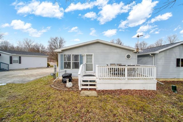 809 Missouri River Drive, Adrian, MI 49221