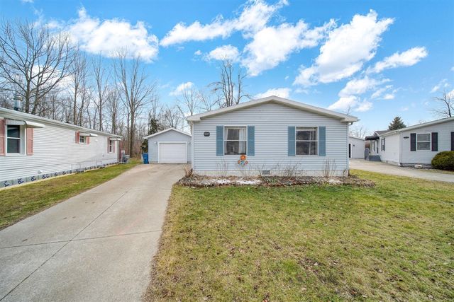 809 Missouri River Drive, Adrian, MI 49221