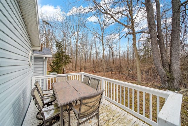 809 Missouri River Drive, Adrian, MI 49221