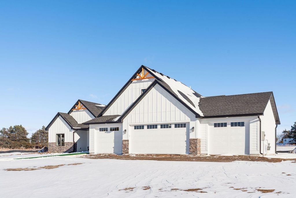 17984 Taconite Street NE, Ham Lake, MN 55304 — photo 3