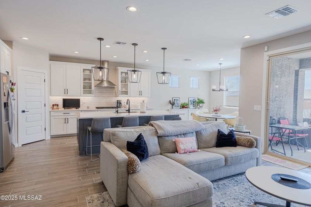 2269 W Azure Creek Loop, Oro Valley, AZ 85742