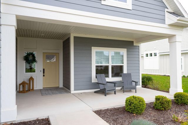 152 Jeans Meadow Court, Holland, MI 49424