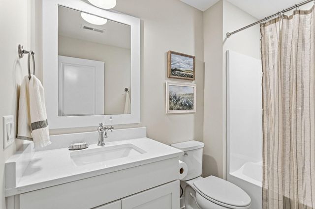 152 Jeans Meadow Court, Holland, MI 49424