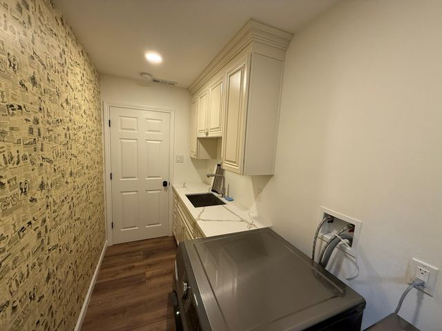 2742 Triway Lane, Houston, TX 77043