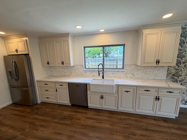 2742 Triway Lane, Houston, TX 77043