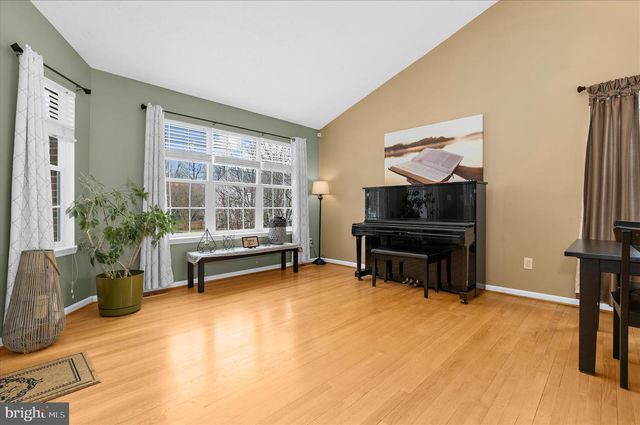 8026 HIGH OAK RD, Glen Burnie, MD 21060