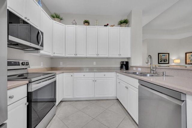 16127 CAPE CORAL DRIVE, Wimauma, FL 33598