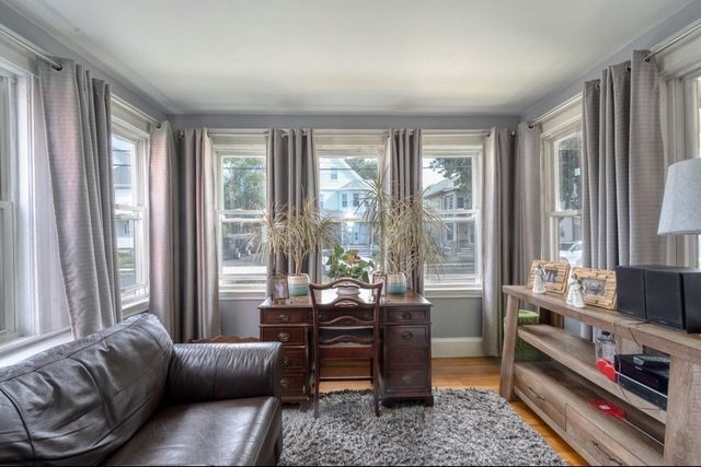 197 Billings St, Quincy, MA 02171
