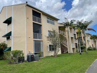 15325 SW 106th Ter 618, Miami, FL 33196
