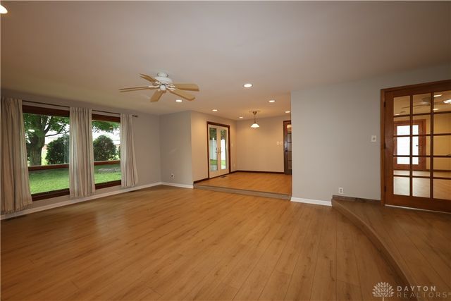 51 Lynn Rae Circle, Centerville, OH 45458