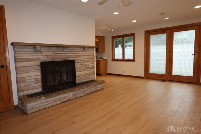 51 Lynn Rae Circle, Centerville, OH 45458