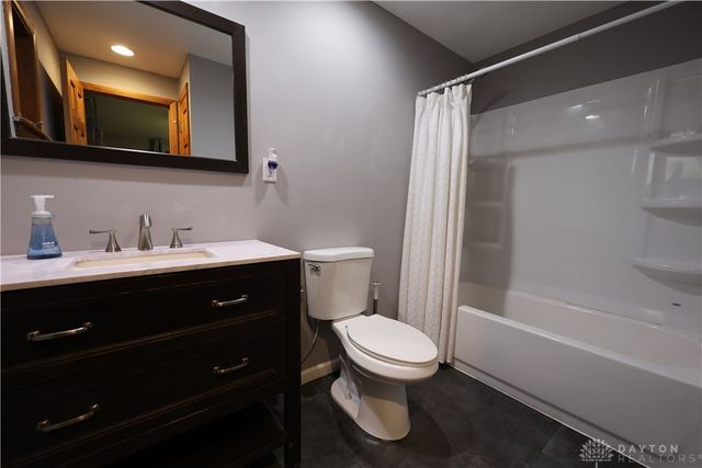 51 Lynn Rae Circle, Centerville, OH 45458