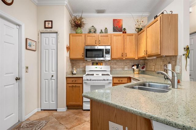 1434 MILLBROOK CIRCLE, Bradenton, FL 34212