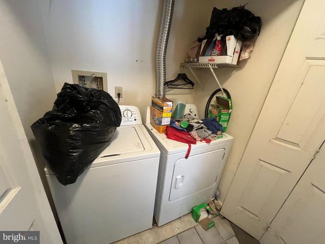 25 FOX MEADOW DR, Sicklerville, NJ 08081