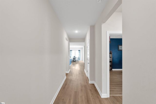 138 Layken Drive, Fountain Inn, SC 29644