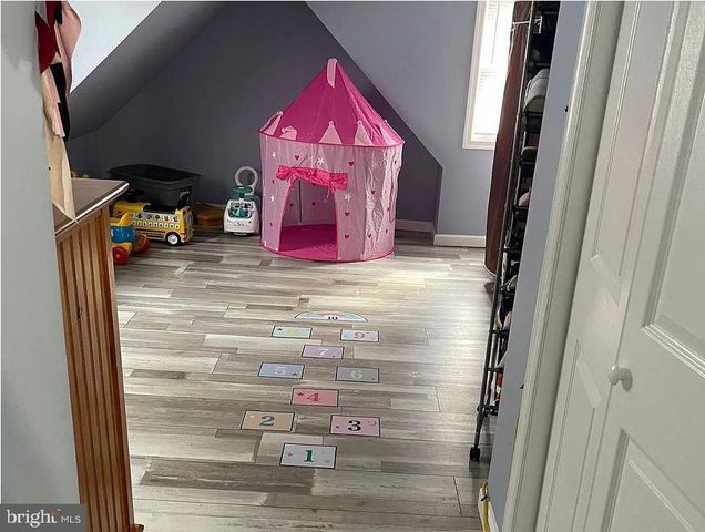 904 CARTERET AVE, Trenton, NJ 08618