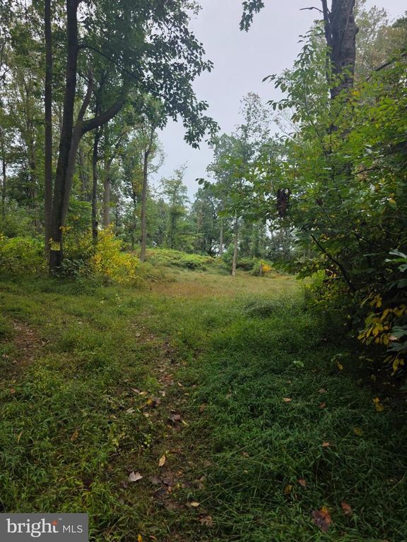 0 E OF MOUNTAIN TRAIL RD, Newmanstown, PA 17073
