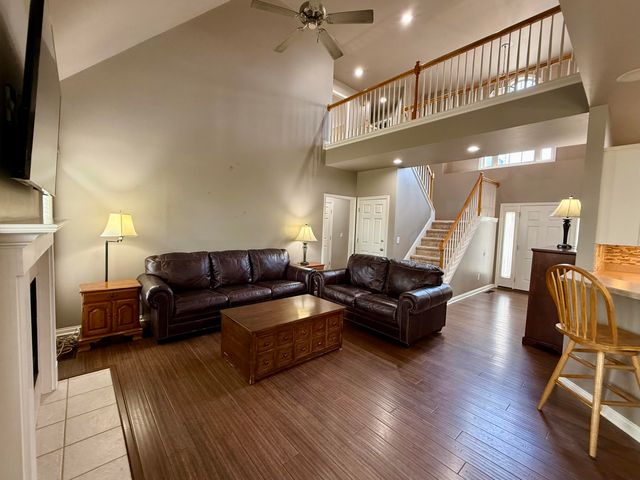 1217 Angus Trail, Lexington, KY 40509