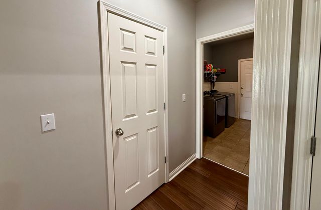 1217 Angus Trail, Lexington, KY 40509