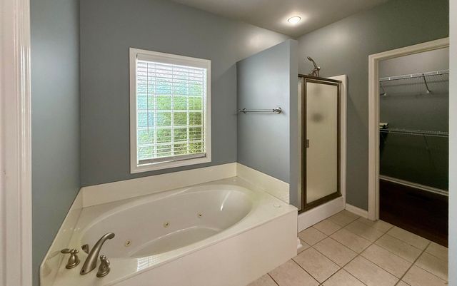 1217 Angus Trail, Lexington, KY 40509