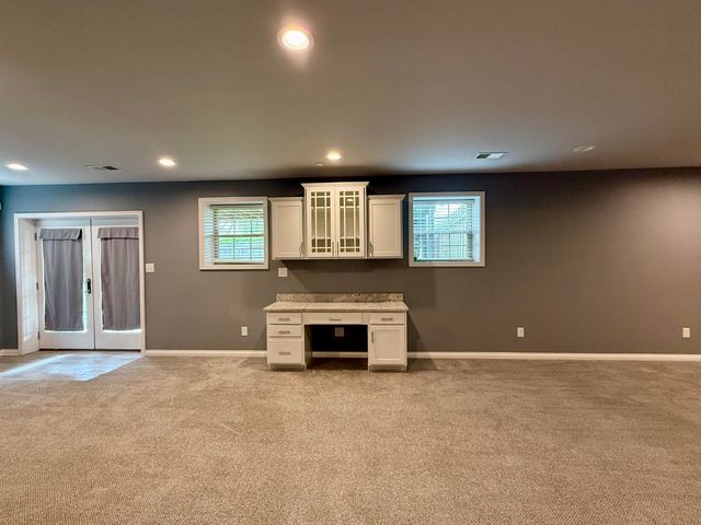 1217 Angus Trail, Lexington, KY 40509