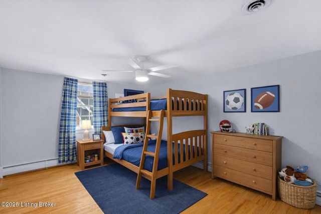 8412 Oxford Woods Ct, Louisville, KY 40222