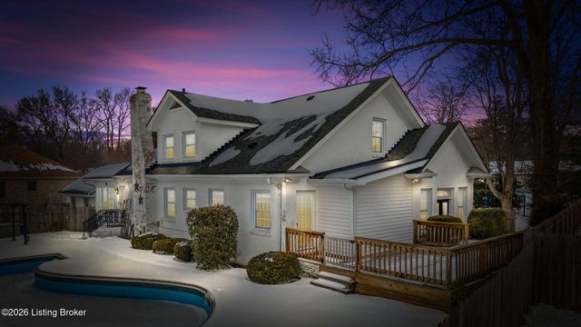 8412 Oxford Woods Ct, Louisville, KY 40222