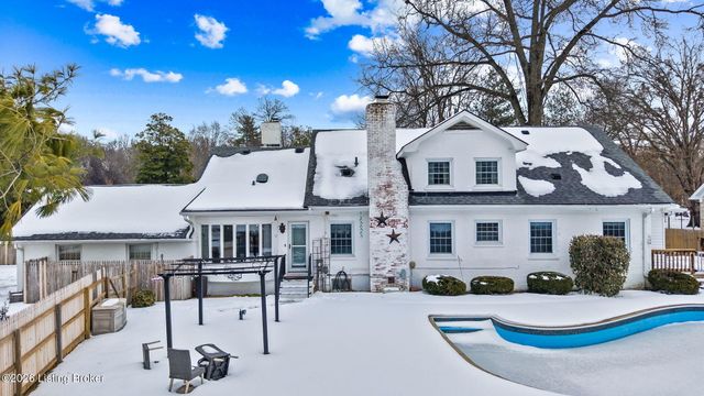 8412 Oxford Woods Ct, Louisville, KY 40222