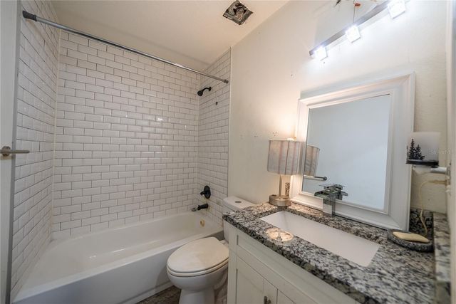 16417 SW 27TH CIRCLE, Ocala, FL 34473