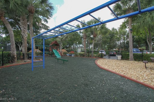 1182 Sweetwater LN 1807, Naples, FL 34110