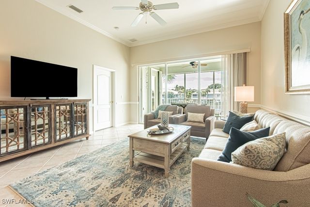 1182 Sweetwater LN 1807, Naples, FL 34110