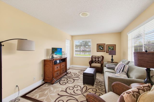 5263 Privet Place D, Delray Beach, FL 33484