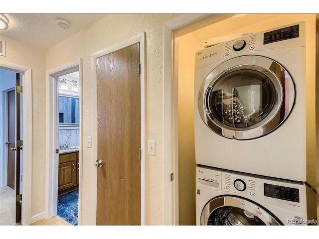 1453 S Pierce St, Lakewood, CO 80232