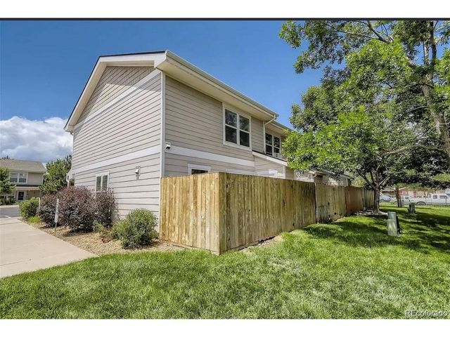 1453 S Pierce St, Lakewood, CO 80232