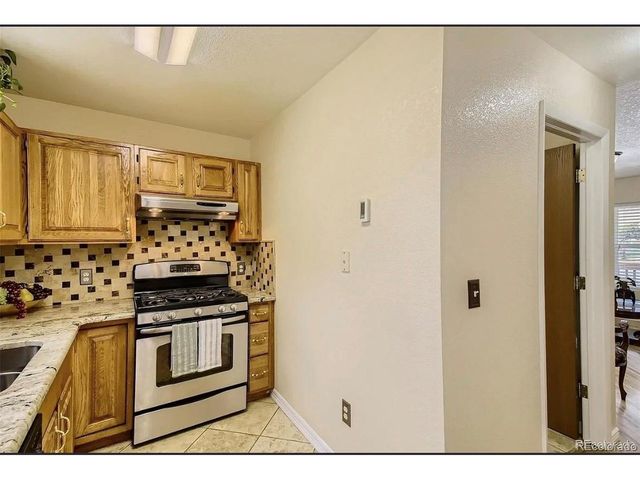 1453 S Pierce St, Lakewood, CO 80232