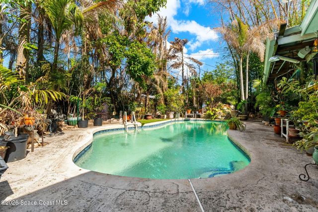 1852 Glenwood Drive, Melbourne, FL 32935