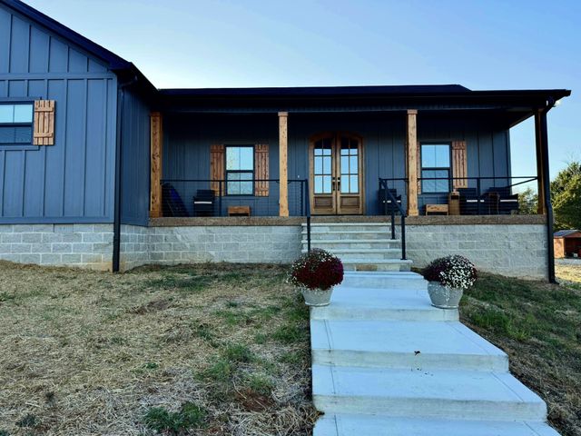 9461 Short Mountain Rd, Smithville, TN 37166