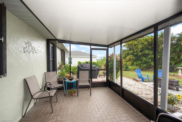2017 NW 7th ST, Cape Coral, FL 33993