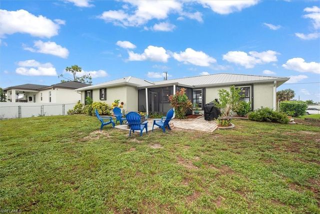 2017 NW 7th ST, Cape Coral, FL 33993