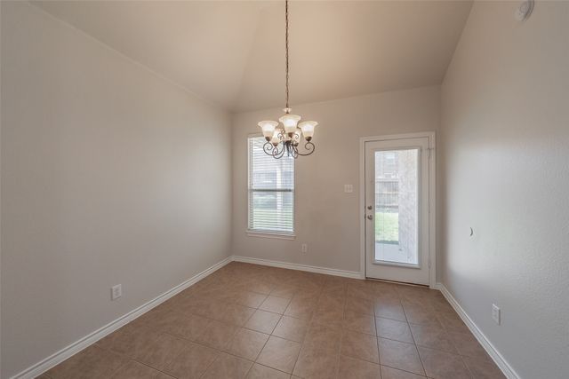 2205 Clairborne Drive, Fort Worth, TX 76177