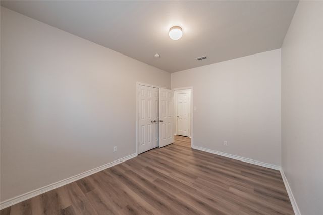 2205 Clairborne Drive, Fort Worth, TX 76177