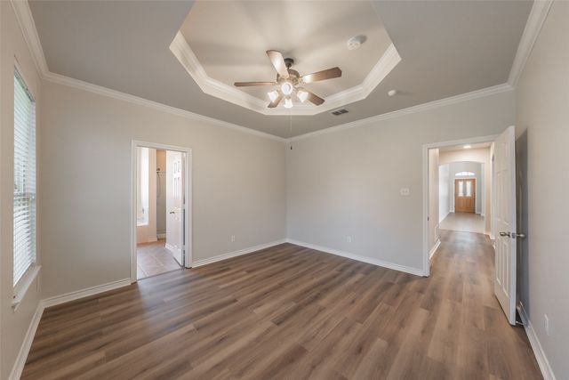 2205 Clairborne Drive, Fort Worth, TX 76177